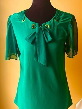 Green Bow-Neck Women's Top